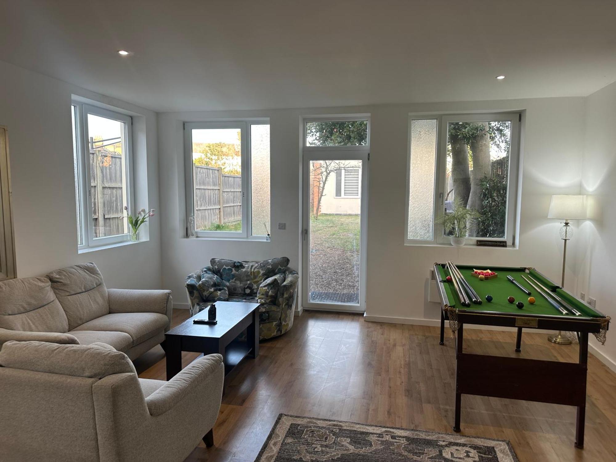 North London A Spacious 7 Bedroom House Accommodating Up To 18 People Complete With Own Gym And Table Tennis Dış mekan fotoğraf